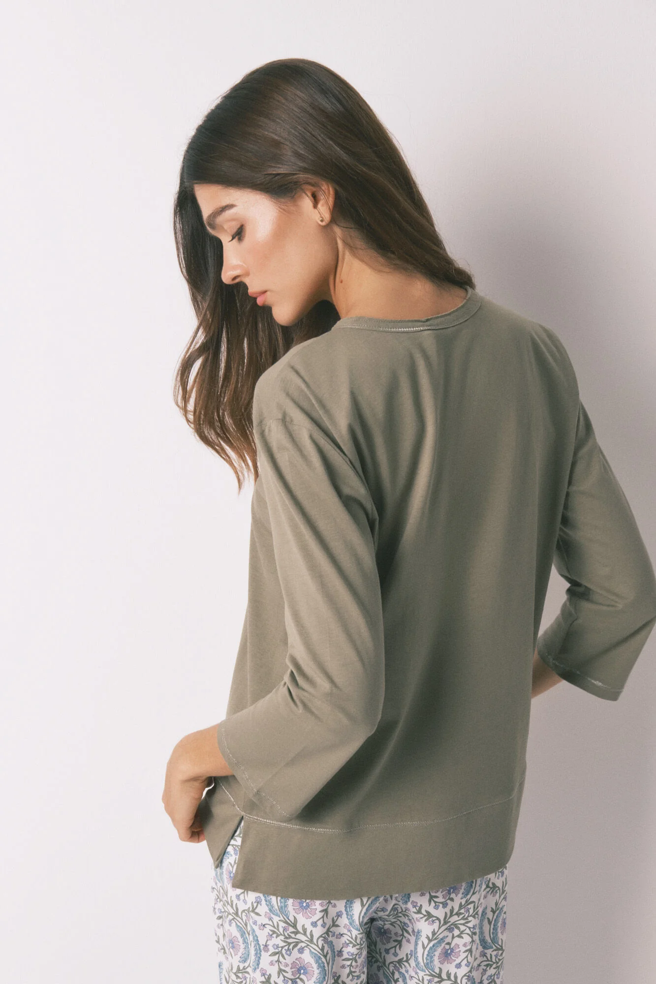 100% cotton khaki ¾- sleeve T-shirt - Image 2