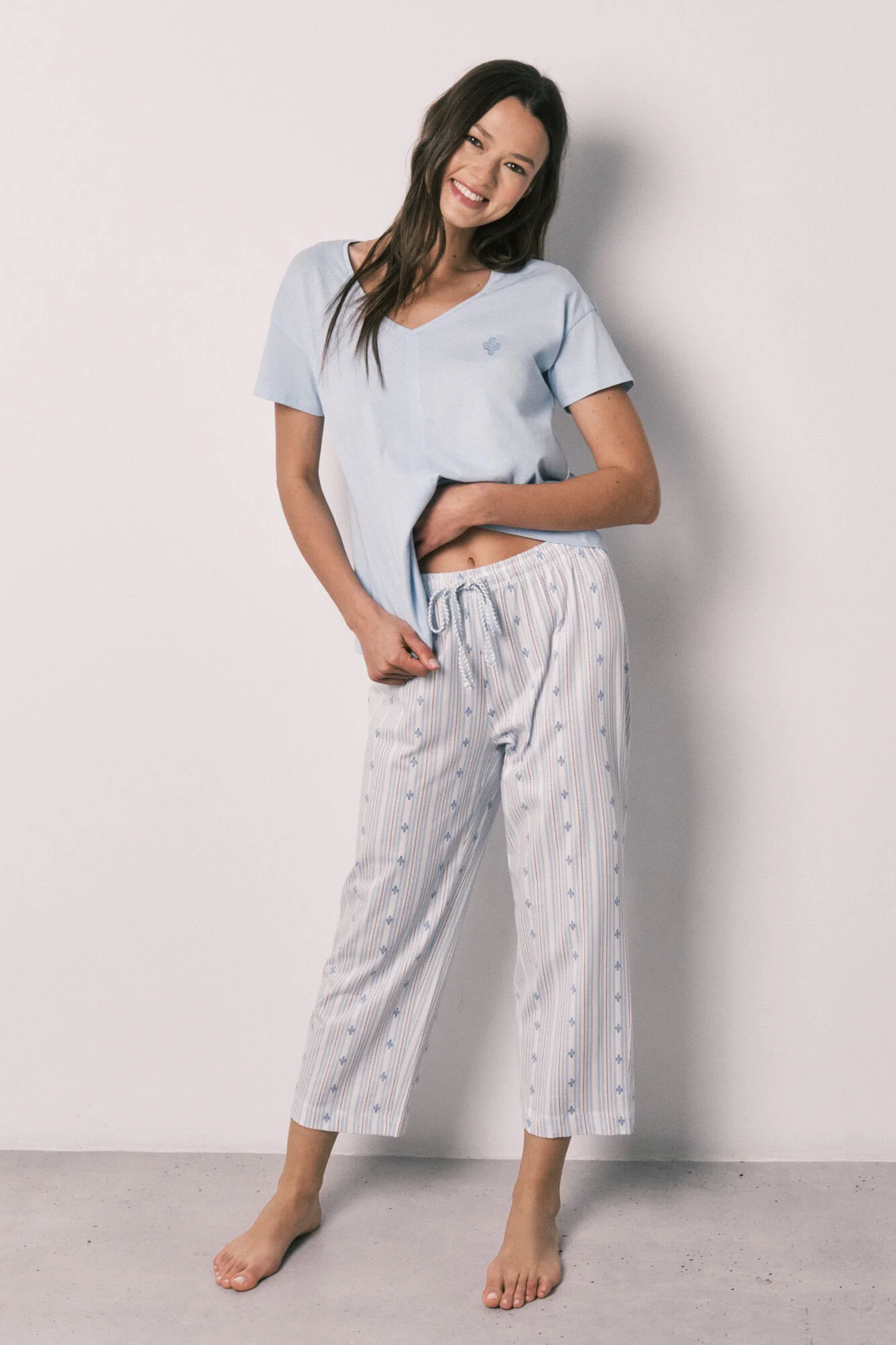Blue cotton capri pyjamas