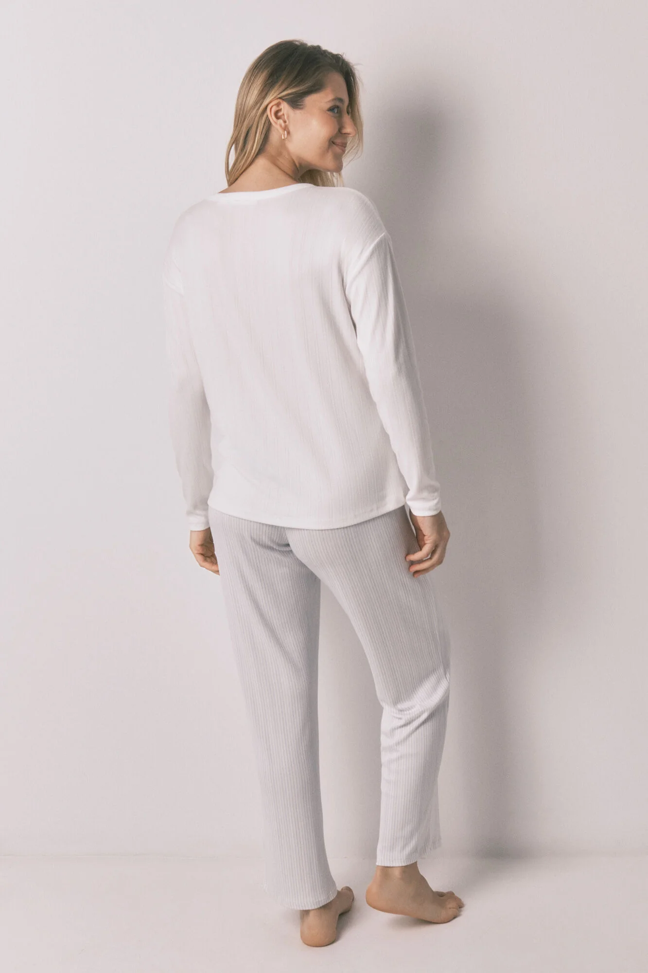 Blue jersey-knit long maternity pyjamas - Image 3
