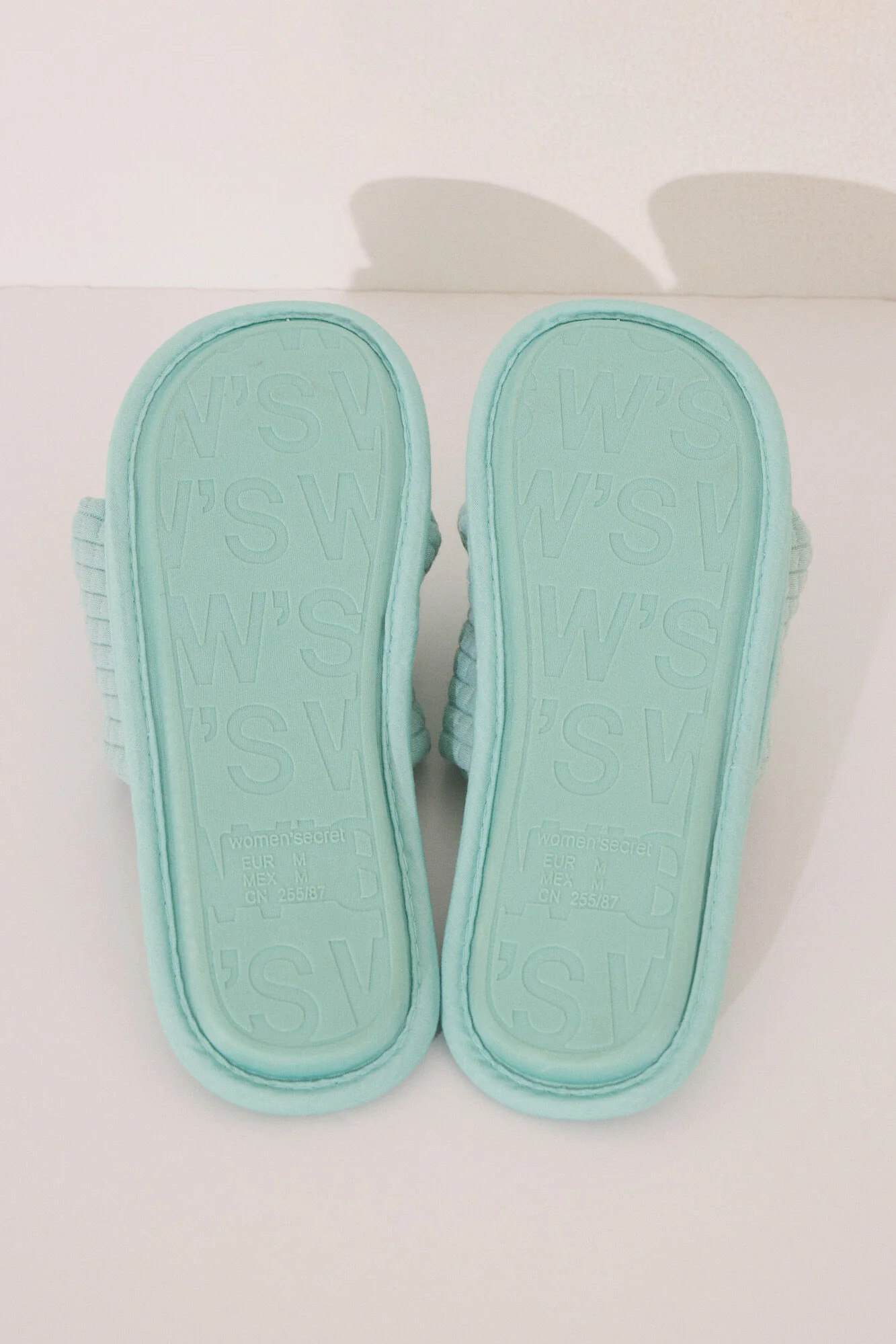 Blue padded slippers - Image 2