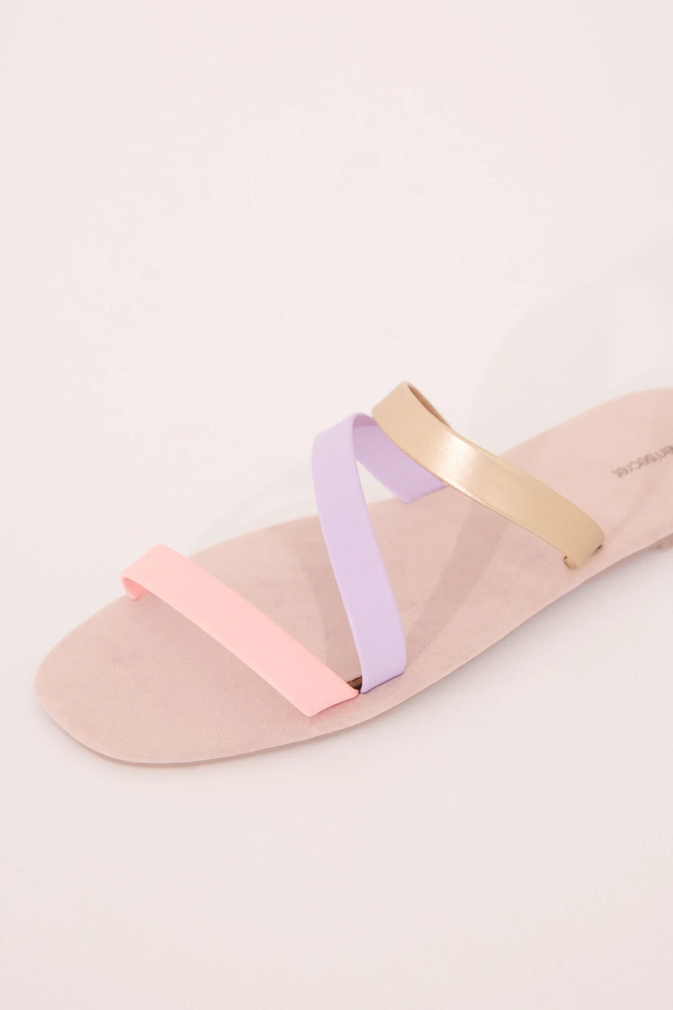 Crossed strap slippers - Image 4