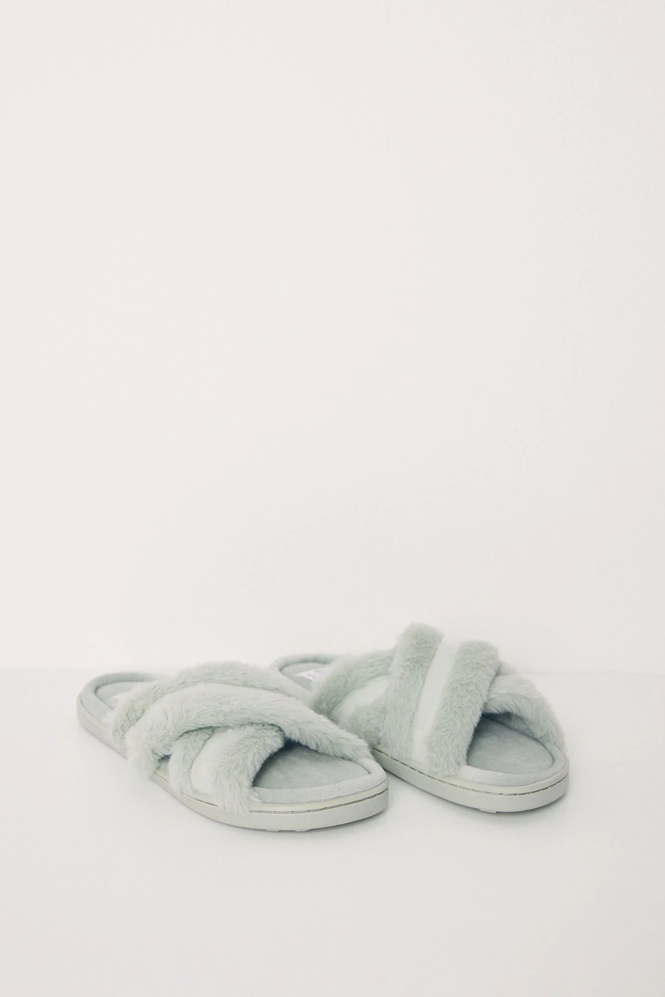 Green padded slippers - Image 2