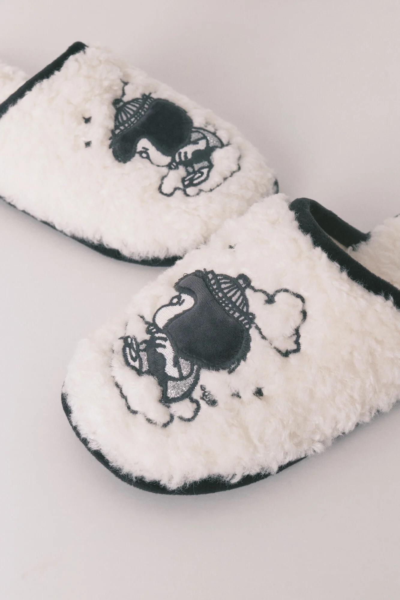 Grey faux shearling slippers MAFALDA - Image 5