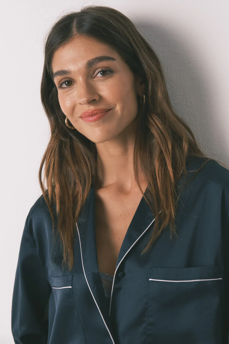 Long blue satin classic pyjamas - Image 4