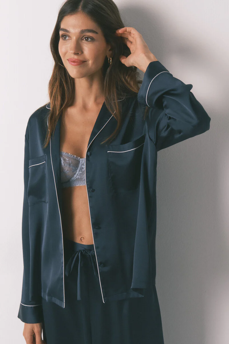 Long blue satin classic pyjamas - Image 5