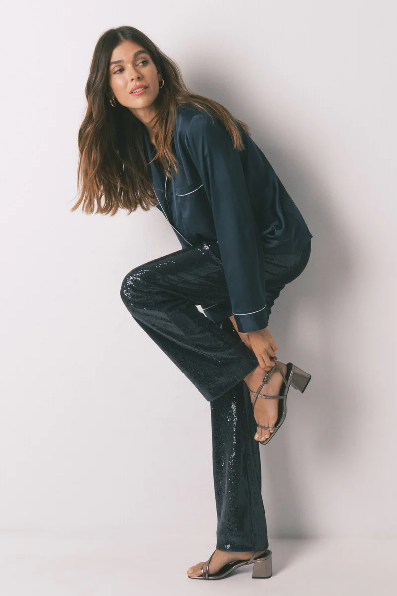 Long blue satin classic pyjamas - Image 7