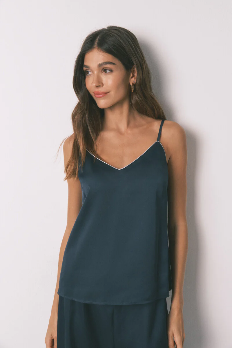 Long blue satin pajamas - Image 6