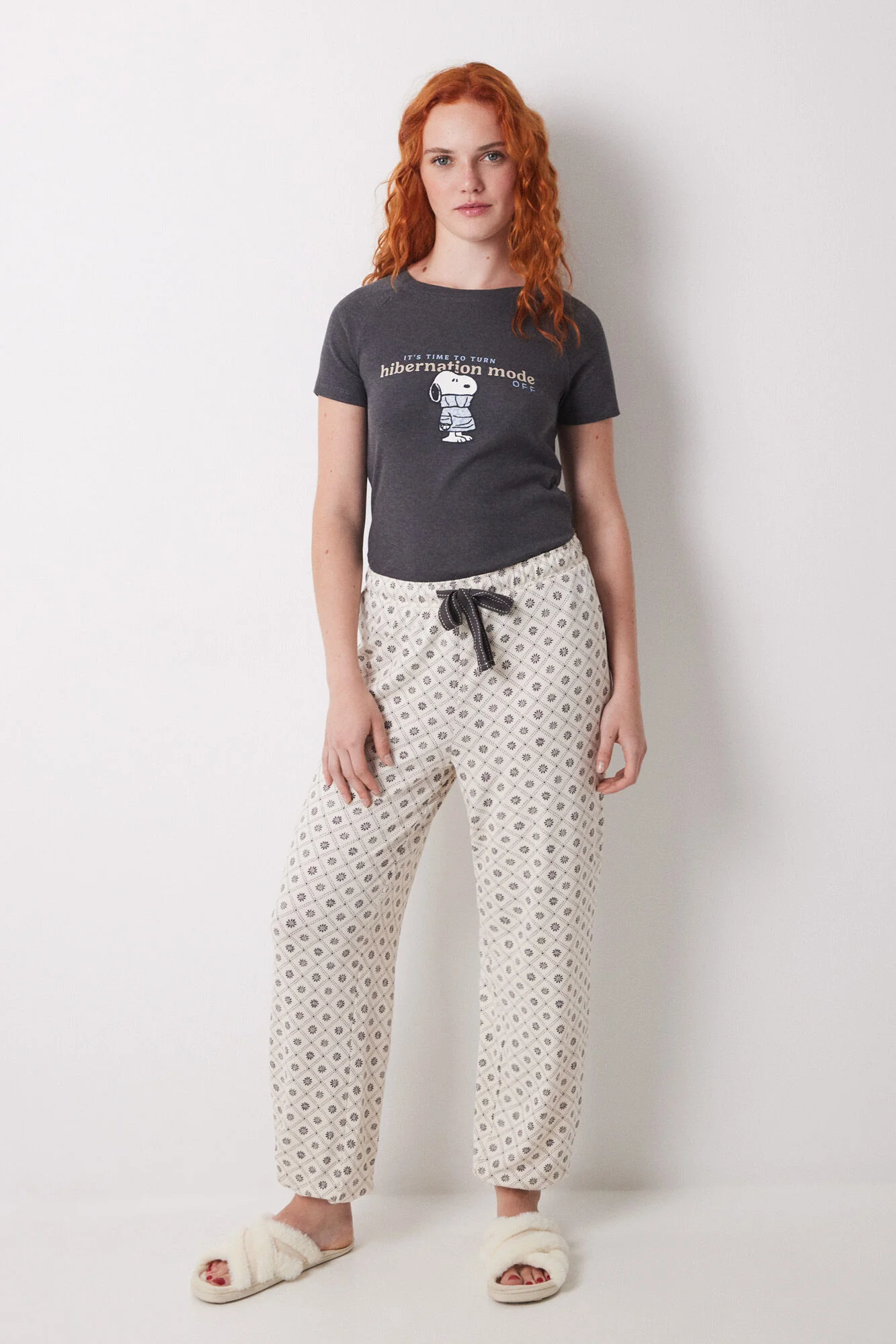 Long carrot trouser with checkered and floral print - Image 5