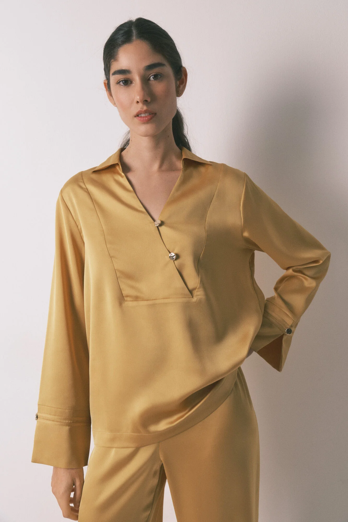 Long mustard satin classic pyjamas - Image 5