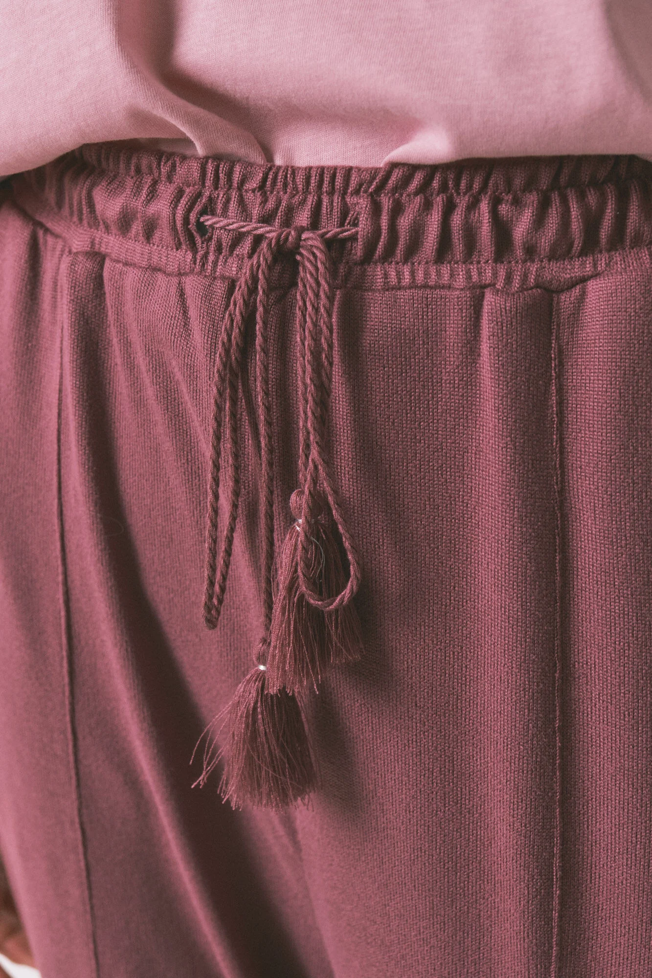 Long soft jersey-knit maroon trouser - Image 3