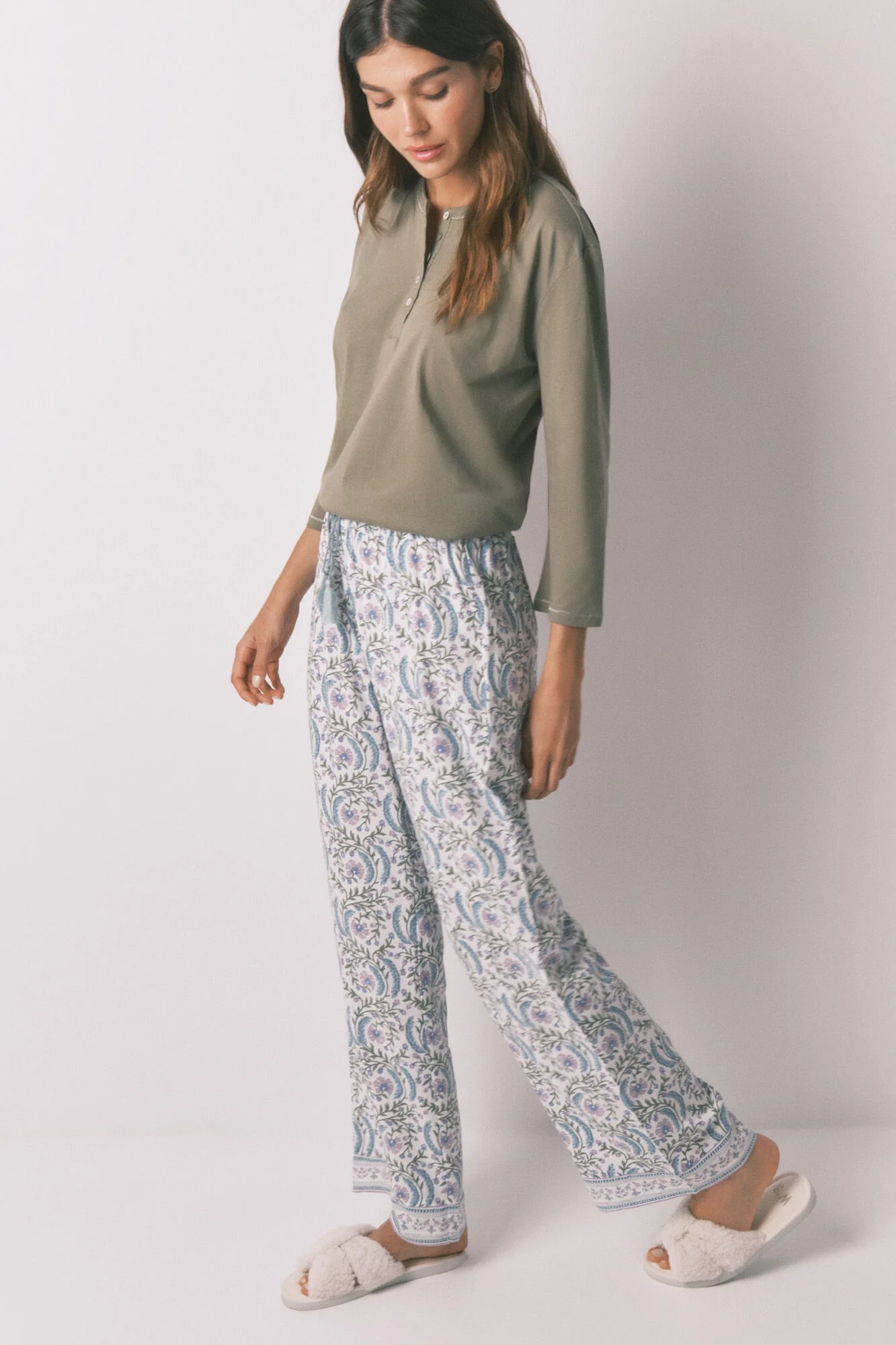 Long viscose flower print trouser - Image 5