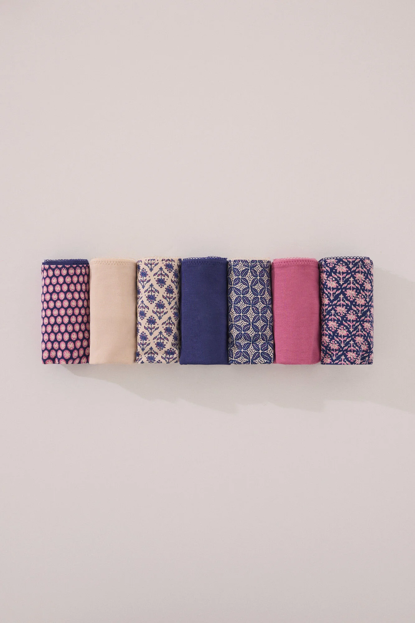 Pack of 7 classic cotton panties with mixed prints - Image 2