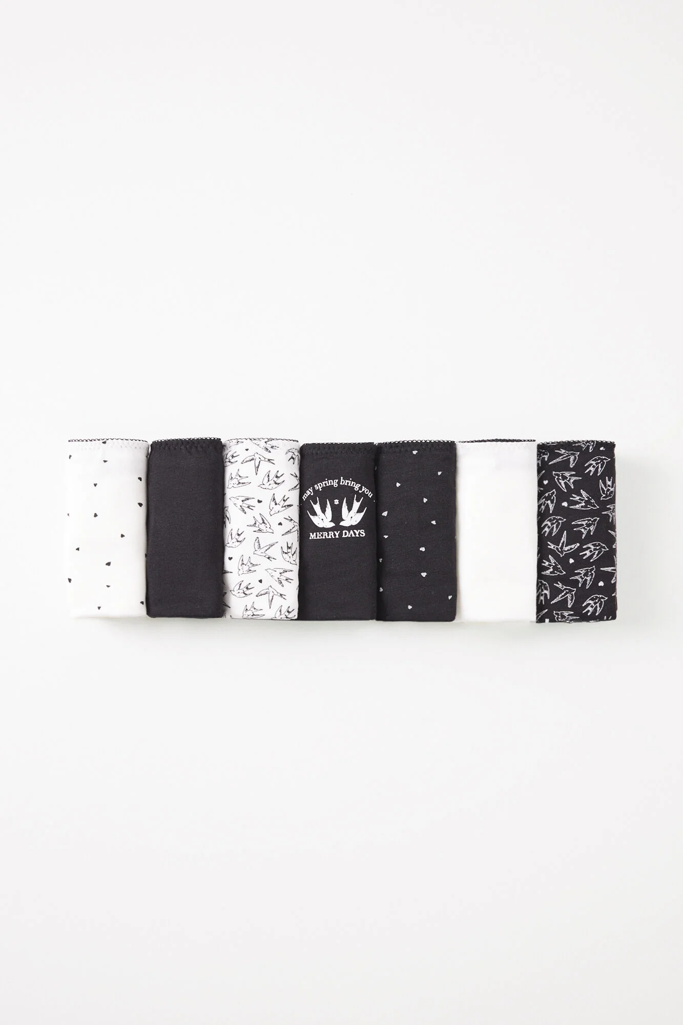 Pack of 7 classic plain and printed cotton panties B&W - Image 3