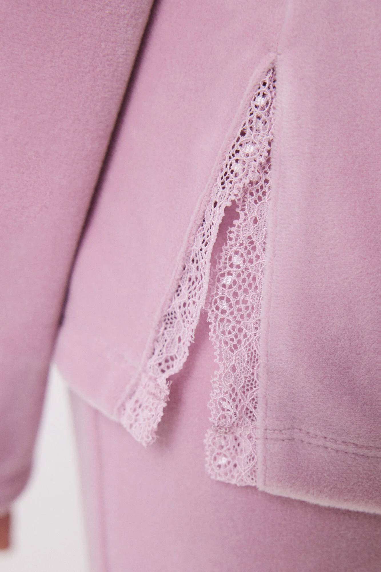 Long pink soft touch velvet pajamas - Image 4