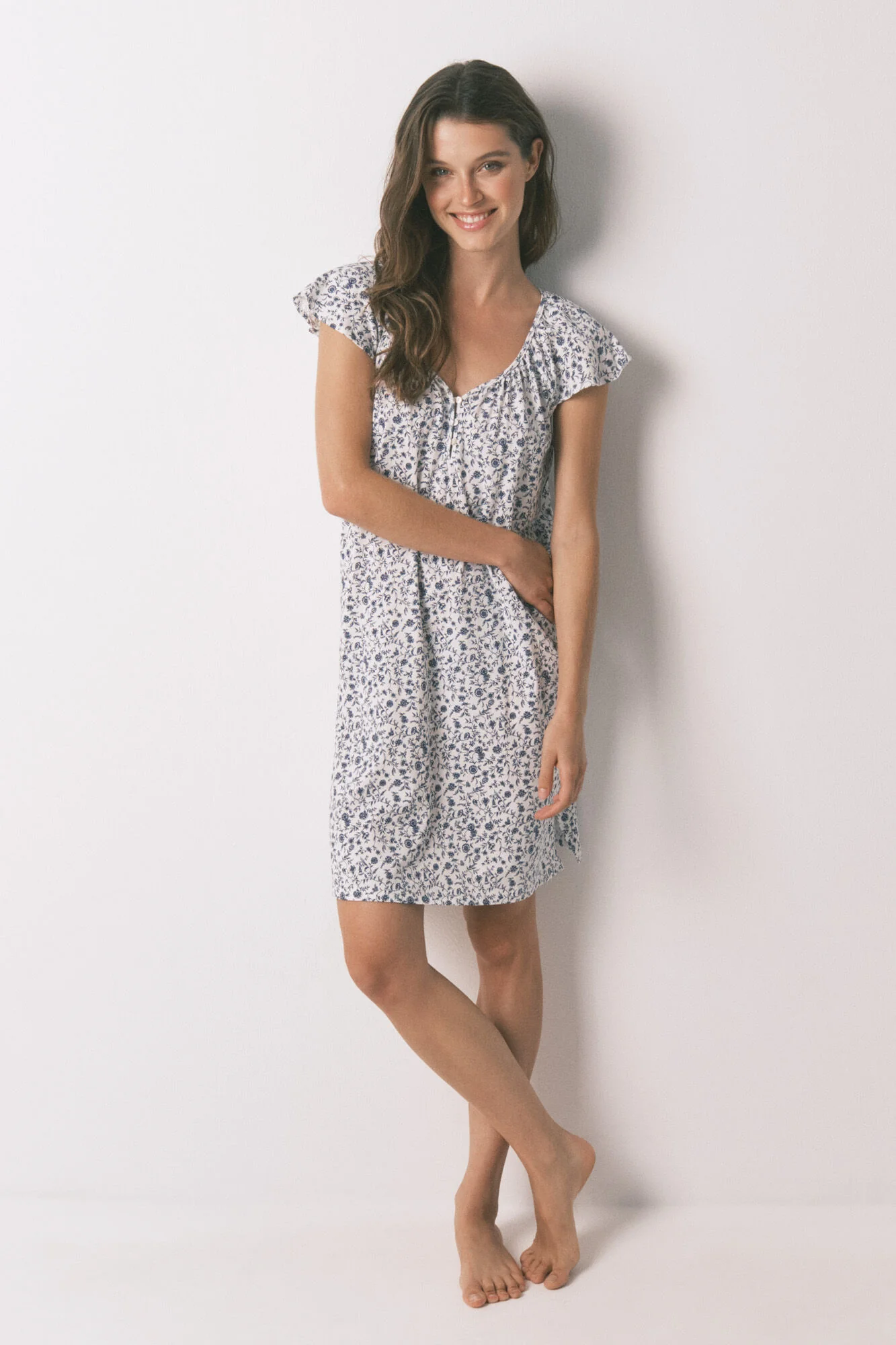 Short nightgown with dark khaki flowers