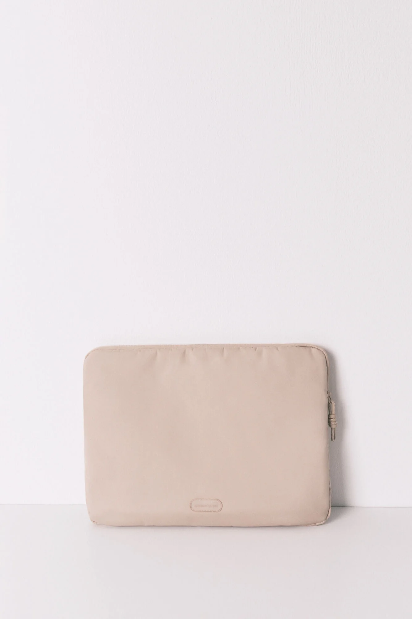 Snoopy beige nylon computer case - Image 3