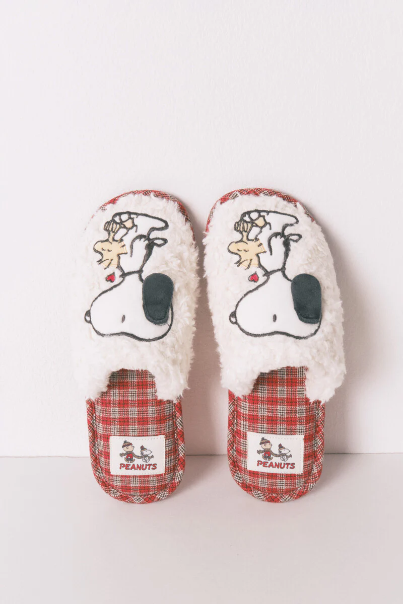 Snoopy plaid faux shearling slippers - Image 3