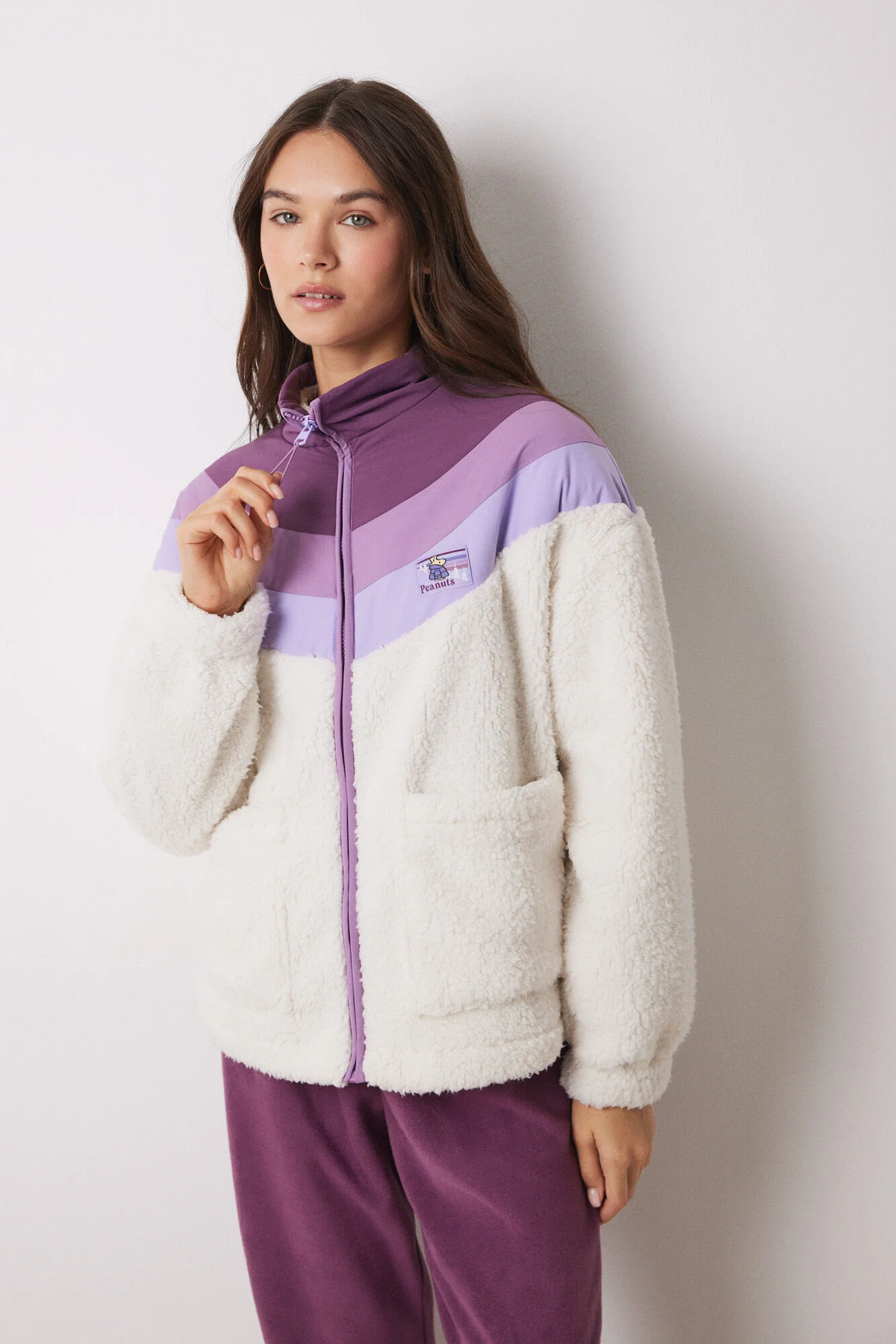 Snoopy quilted faux shearling short robe - Image 4
