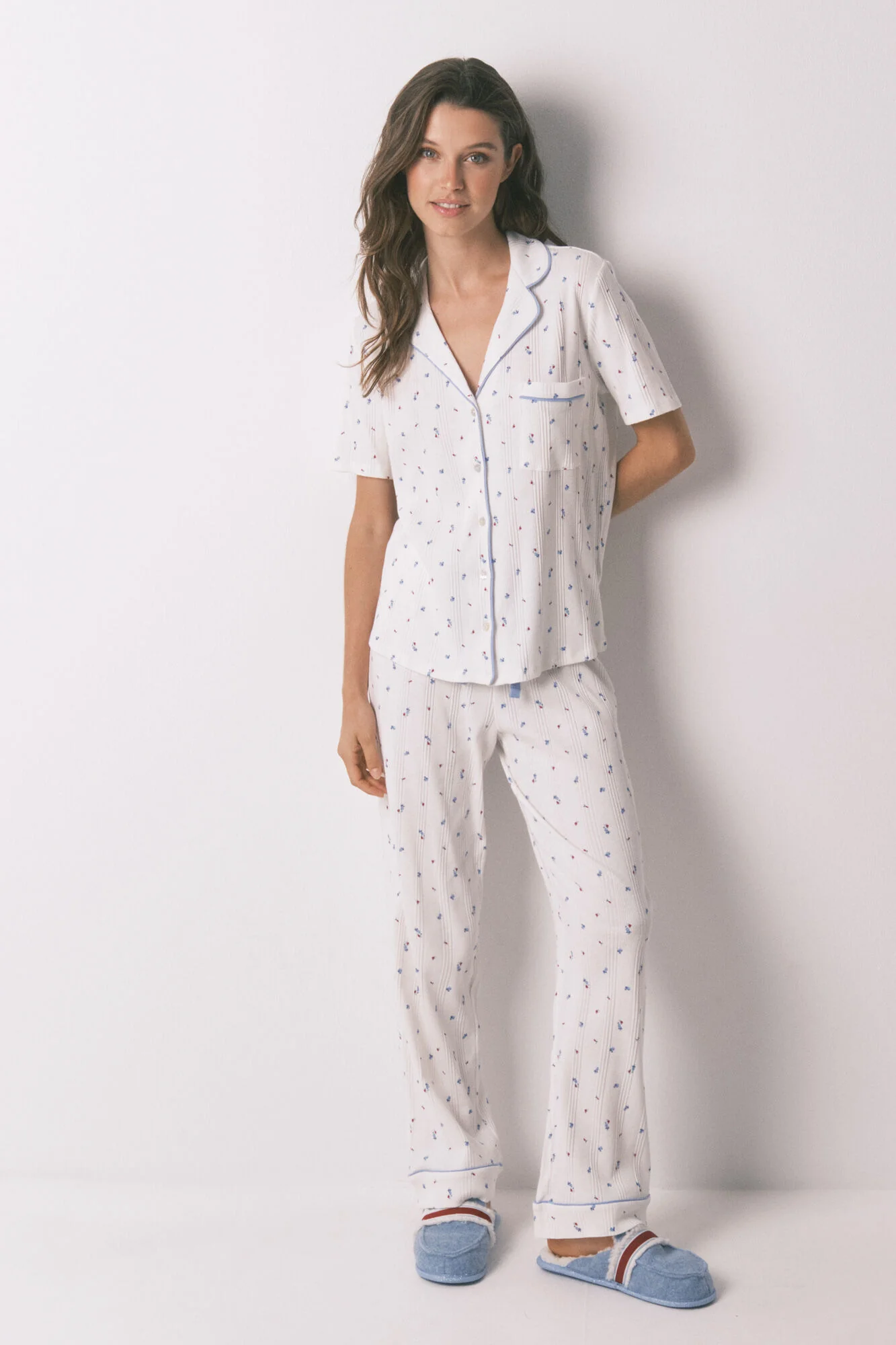 White floral cotton classic pyjamas