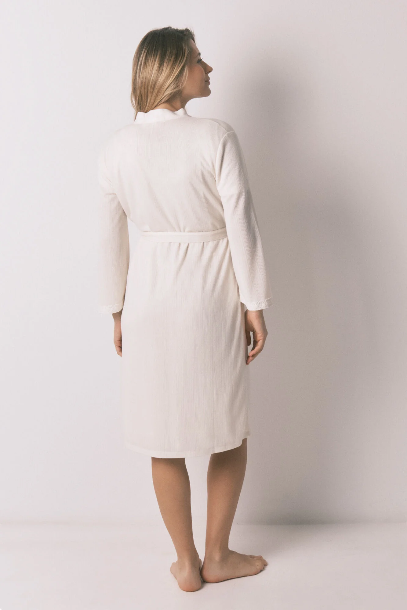 White maternity belted robe - Image 4
