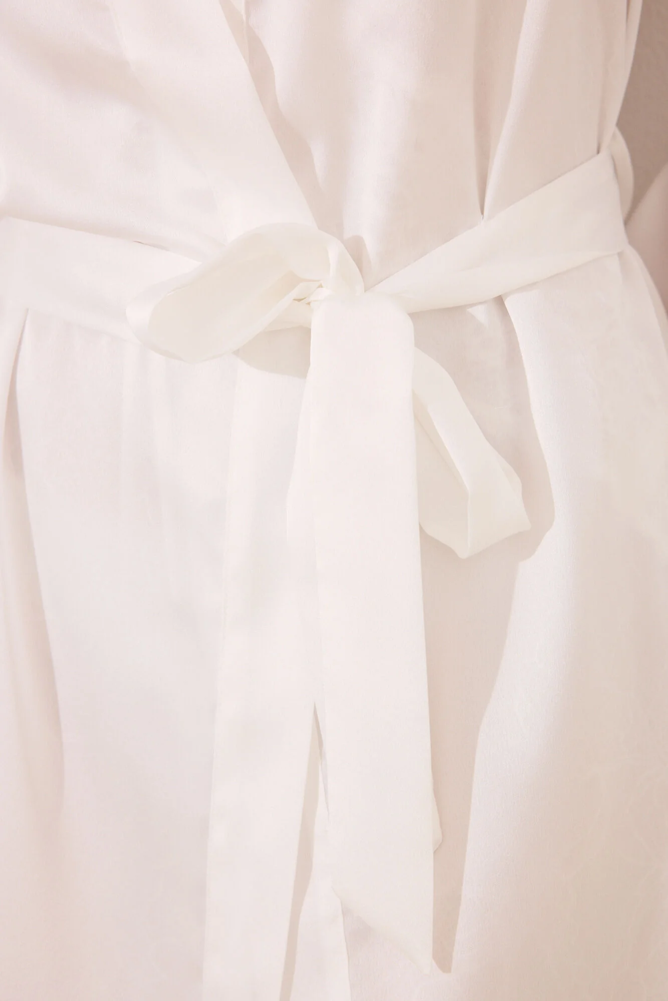 White satin midi robe - Image 5